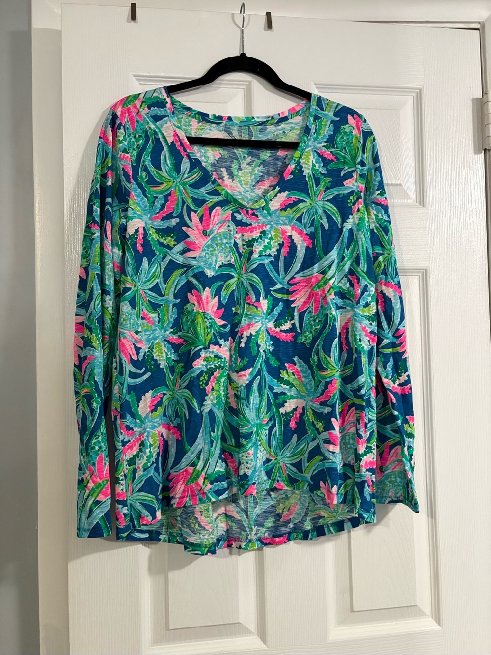 Lilly Pulitzer Teal Tropical V-Neck Long Sleeve Top